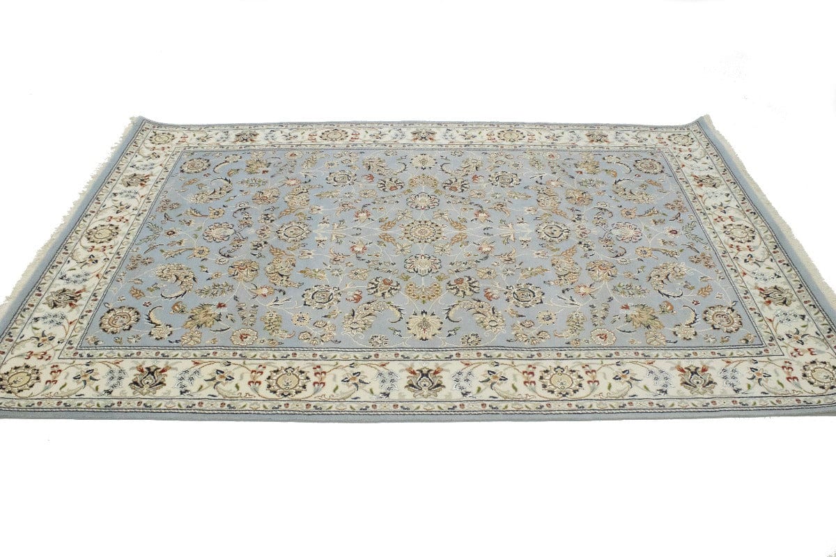 Light Blue Floral 6X9 Indo-Nain Oriental Rug