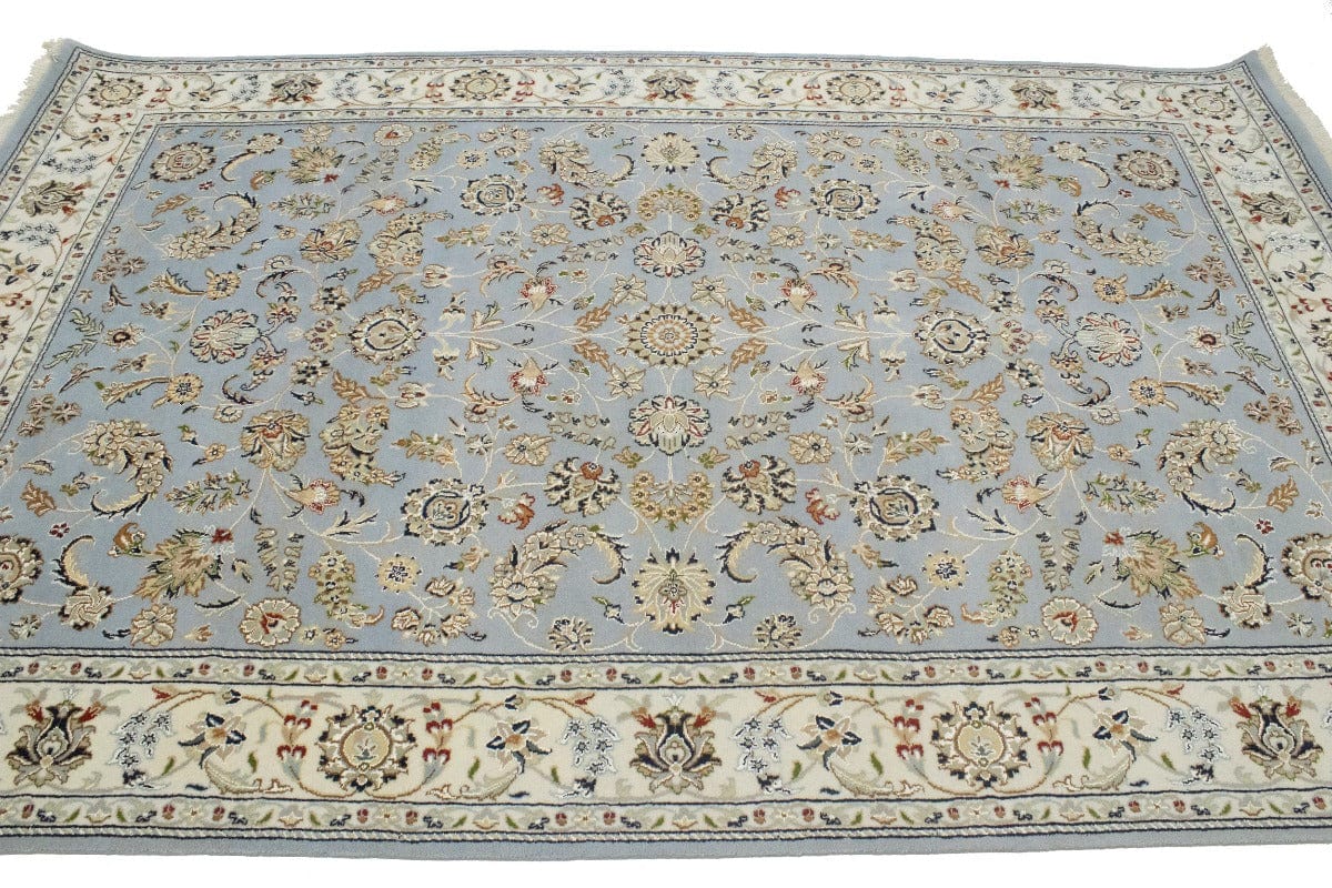 Light Blue Floral 6X9 Indo-Nain Oriental Rug