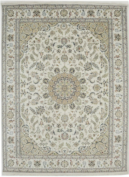 Cream Floral 9X12 Indo-Nain Oriental Rug