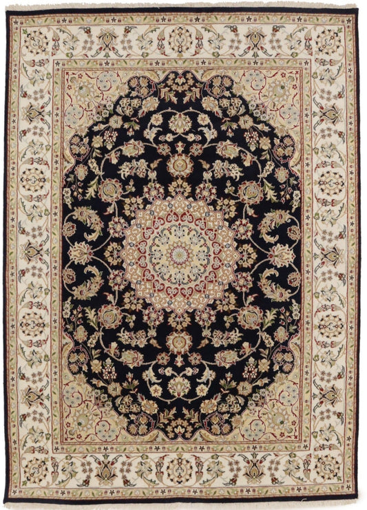 Dark Navy Floral 5X7 Indo-Nain Oriental Rug