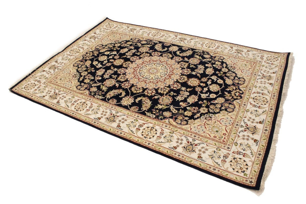 Dark Navy Floral 5X7 Indo-Nain Oriental Rug