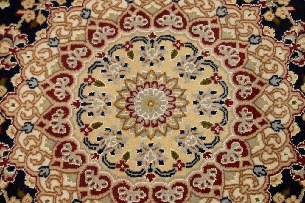 Dark Navy Floral 5X7 Indo-Nain Oriental Rug