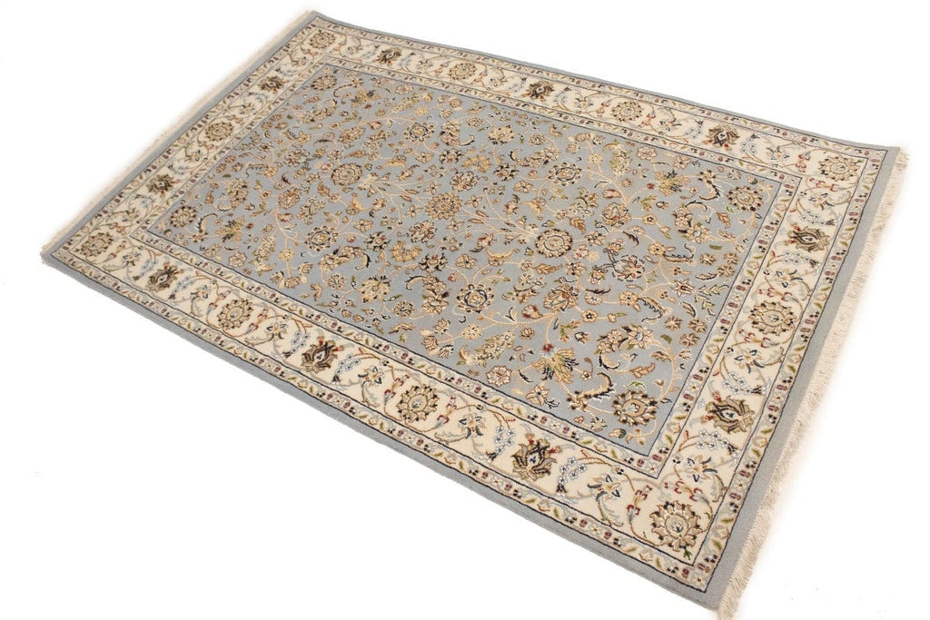 Light Blue Floral 4X6 Indo-Nain Oriental Rug