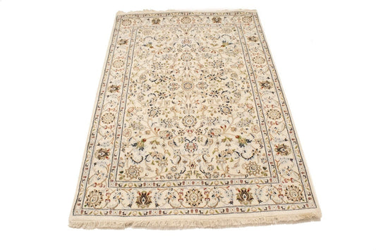 Cream Floral 4X6 Indo-Nain Oriental Rug