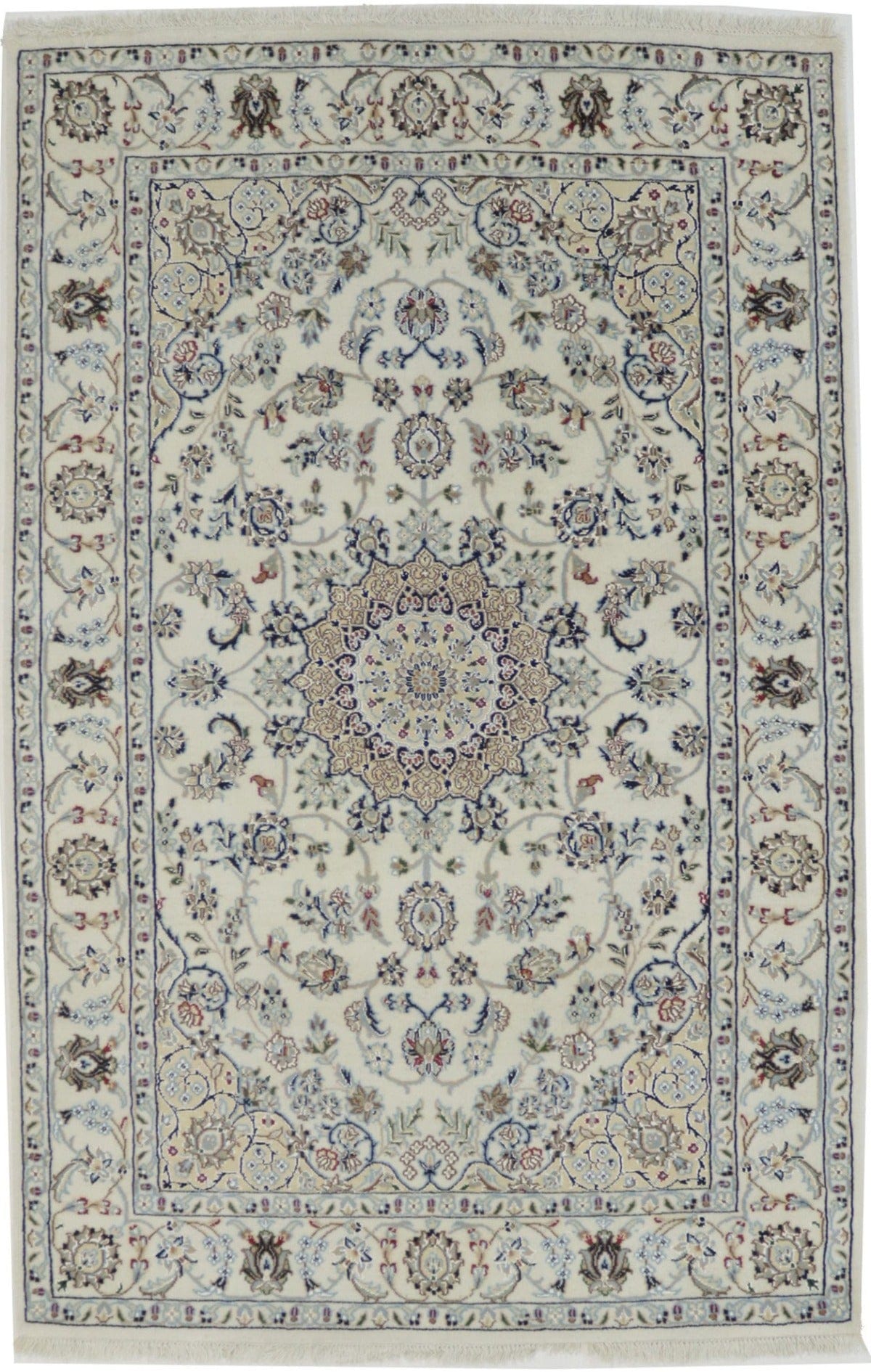 Cream Floral 4X6 Indo-Nain Oriental Rug