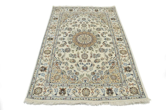 Cream Floral 4X6 Indo-Nain Oriental Rug