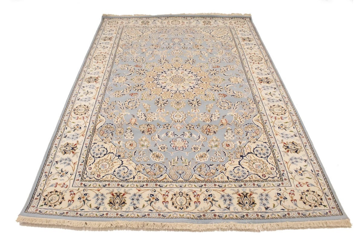 Light Blue Floral 6X9 Indo-Nain Oriental Rug