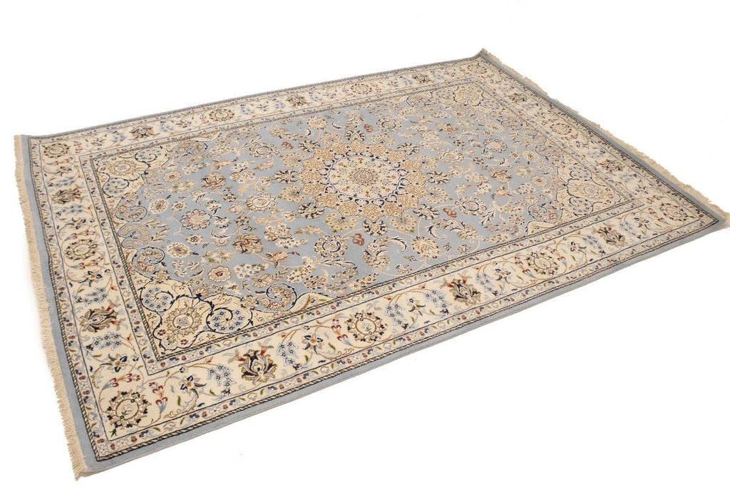 Light Blue Floral 6X9 Indo-Nain Oriental Rug