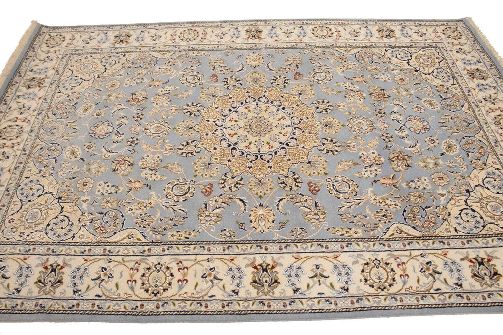 Light Blue Floral 6X9 Indo-Nain Oriental Rug