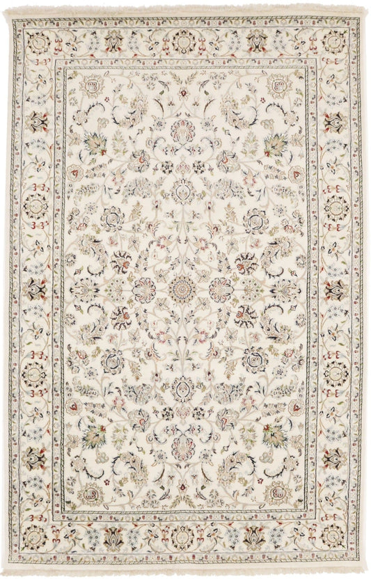 Cream Floral 6X9 Indo-Nain Oriental Rug