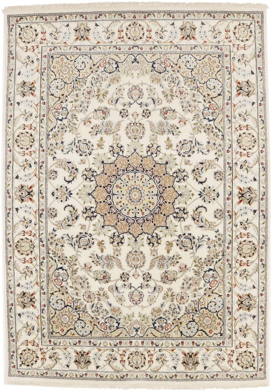 Cream Floral 6X8 Indo-Nain Oriental Rug