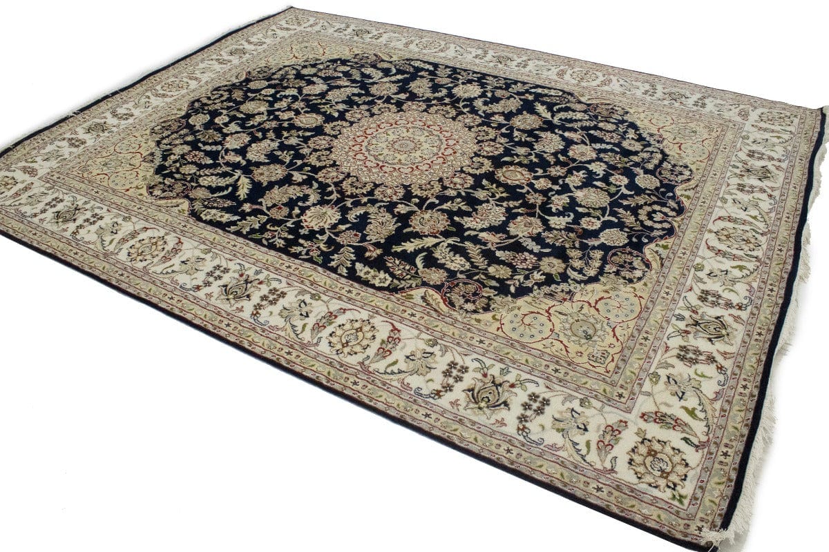 Dark Navy Floral 8X10 Indo-Nain Oriental Rug