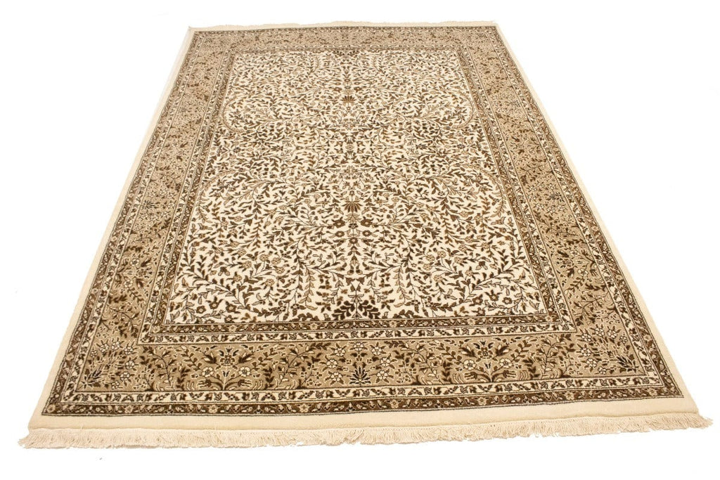 Cream Floral Kirman 6'5X9'2 Oriental Rug