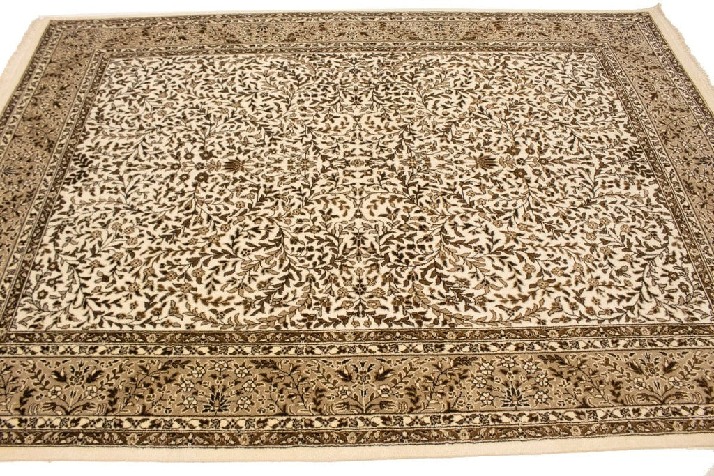 Cream Floral Kirman 6'5X9'2 Oriental Rug