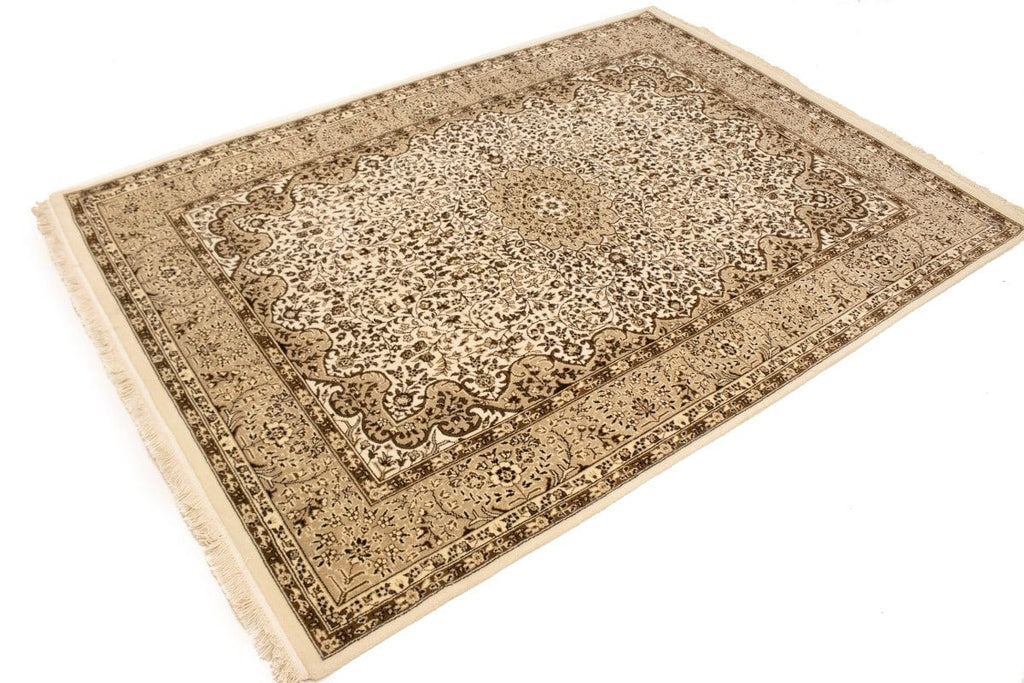 Cream Floral Kirman 6X8 Oriental Rug