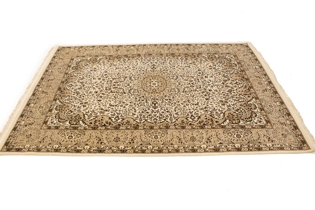 Cream Floral Kirman 6X8 Oriental Rug