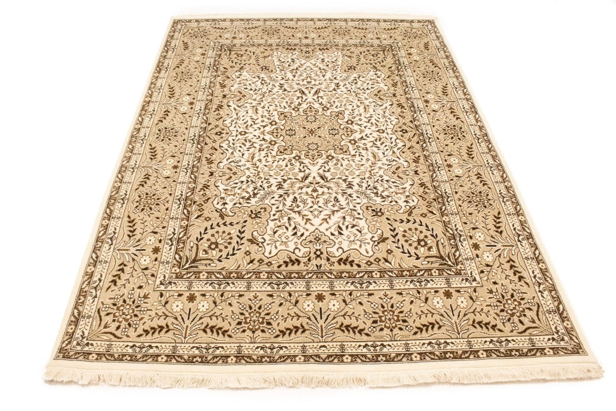 Cream Floral Kirman 6X8 Oriental Rug