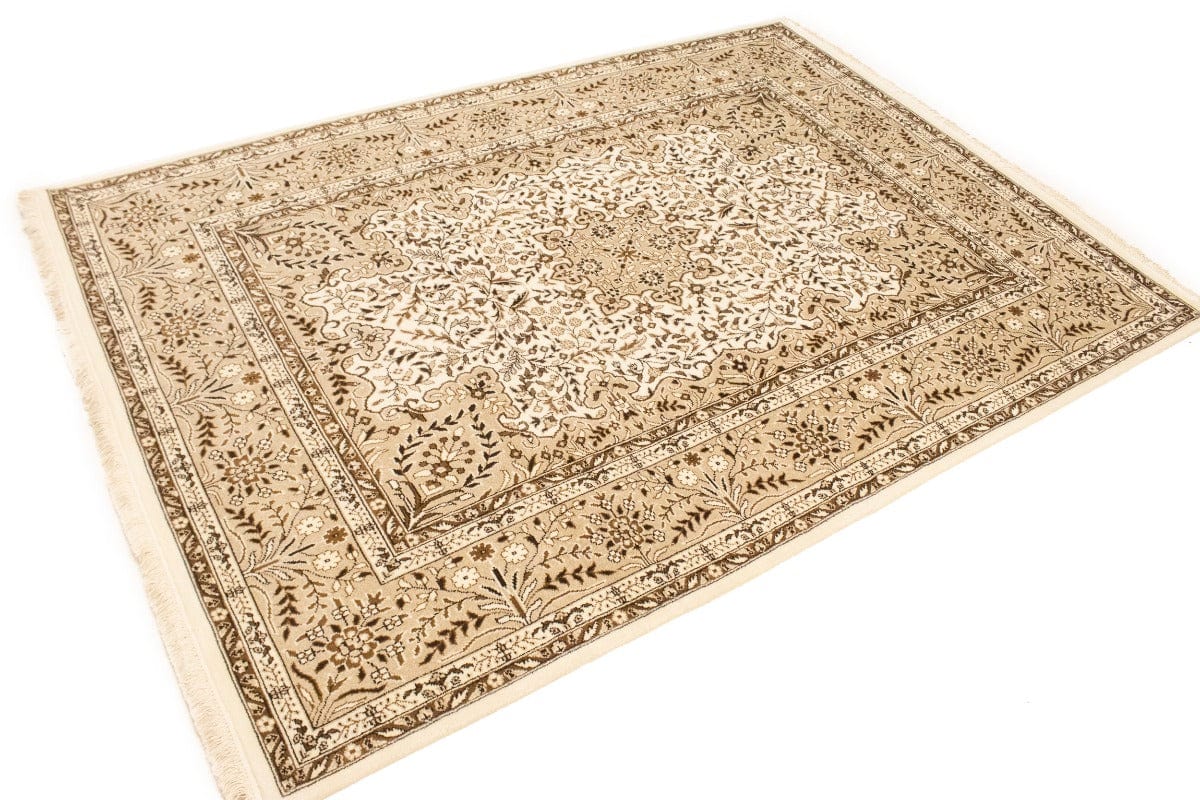 Cream Floral Kirman 6X8 Oriental Rug