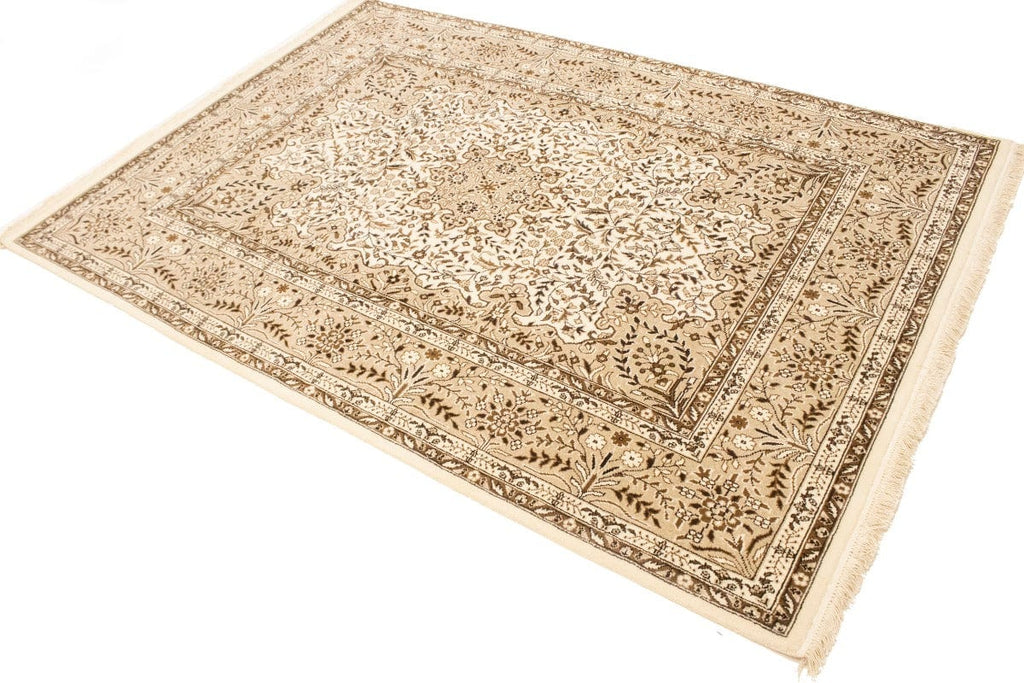 Cream Floral Kirman 6X8 Oriental Rug