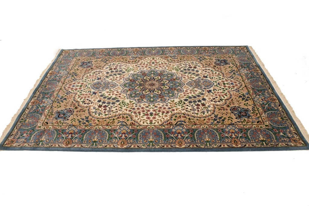 Cream Floral Kirman 6X8 Oriental Rug