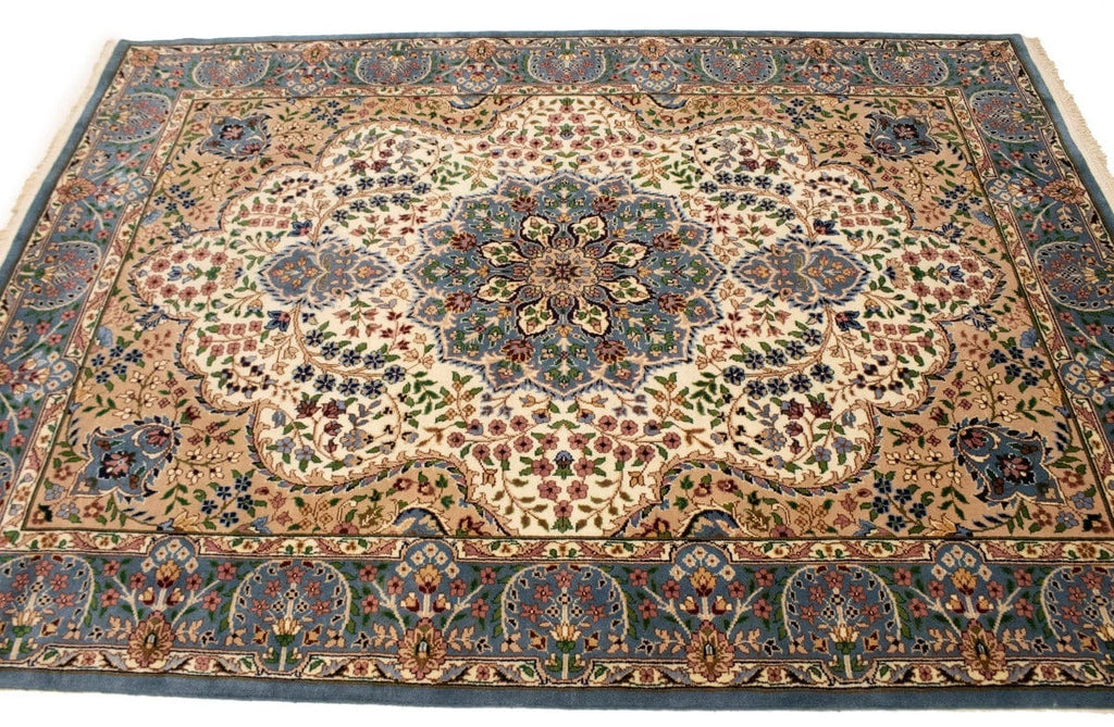 Cream Floral Kirman 6X8 Oriental Rug