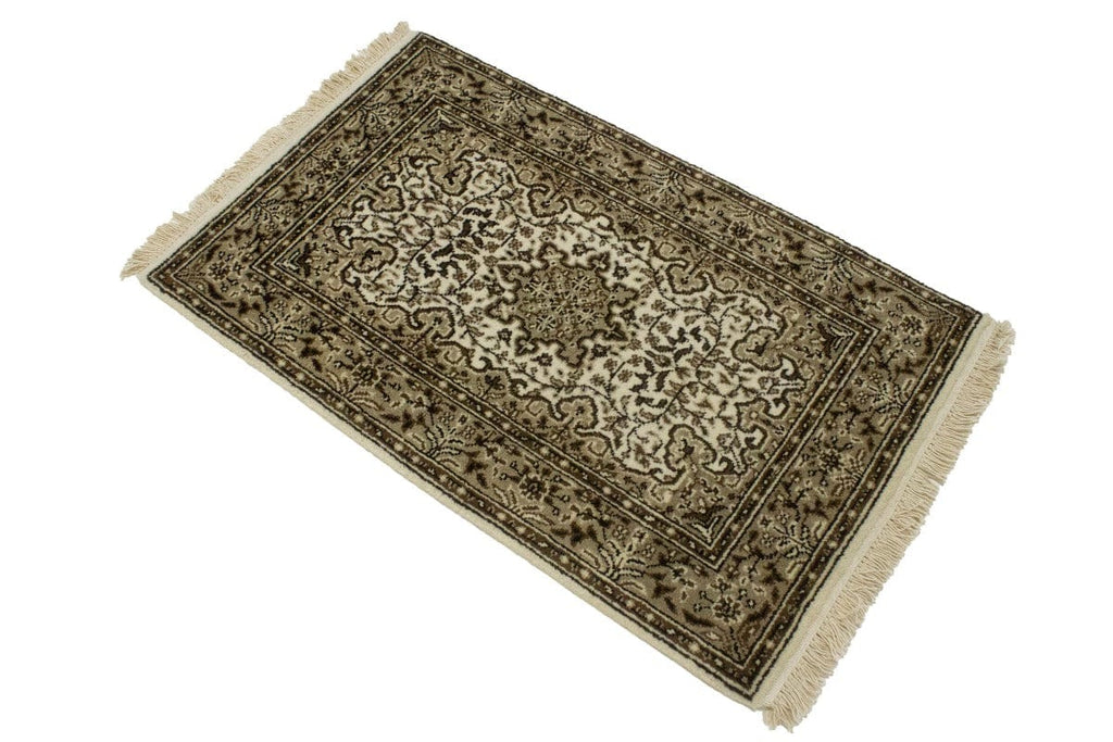 Cream Floral Kirman 2X3 Oriental Rug