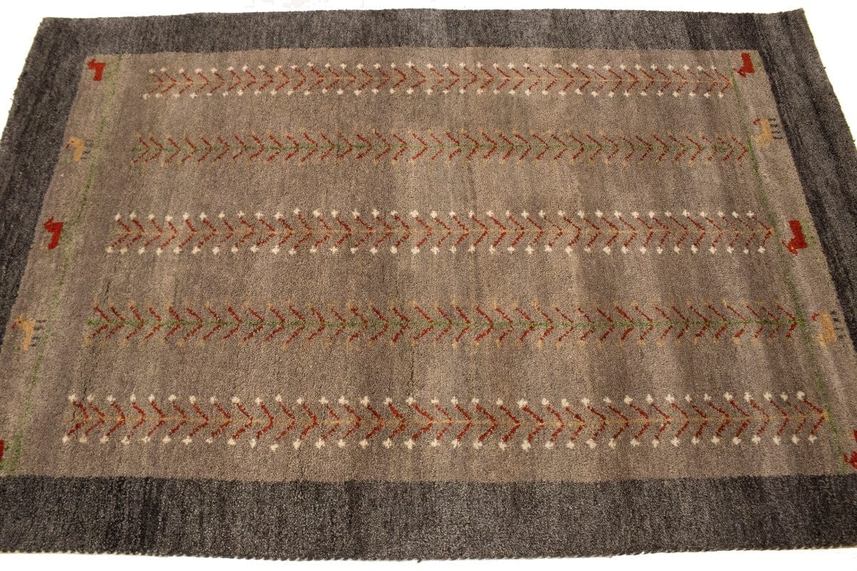 Khaki Pictorial Tribal 4X6 Indo-Gabbeh Oriental Rug