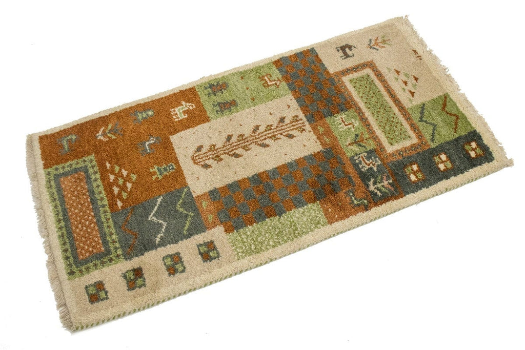 Cream Pictorial Tribal 2X4 Indo-Gabbeh Oriental Rug