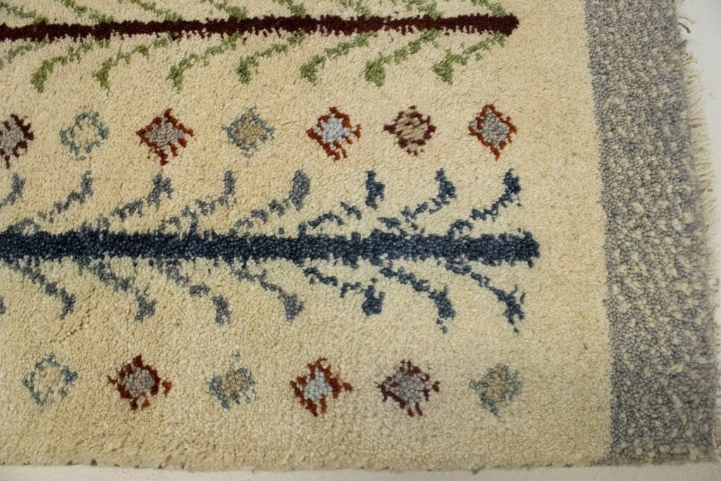 Cream Pictorial Tribal 2X4 Indo-Gabbeh Oriental Rug