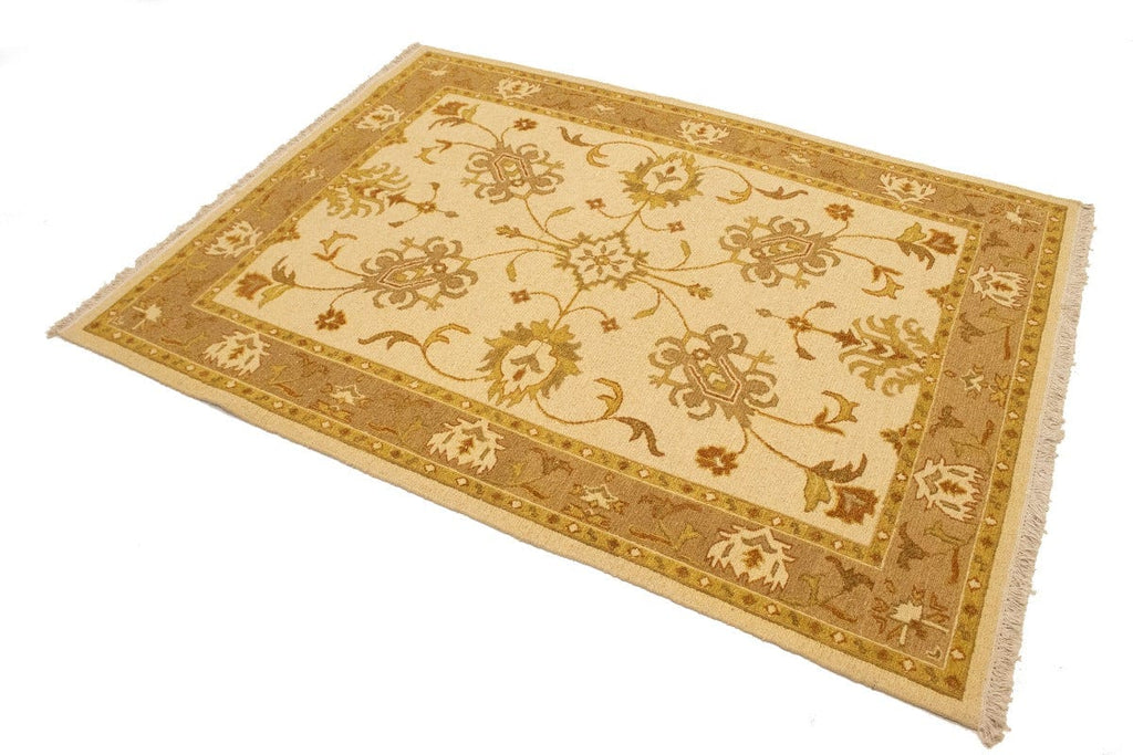 Cream Floral 5X7 Sumak Oriental Rug