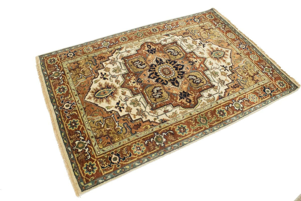 Cream Geometric 4X6 Heriz Serapi Oriental Rug