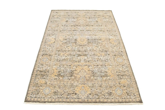 Multicolored Floral Transitional 5X8 Oriental Rug