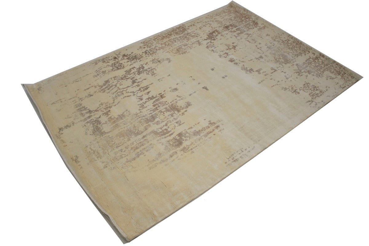 Distressed Cream Floral 4X6 Hand-Loomed Modern Rug