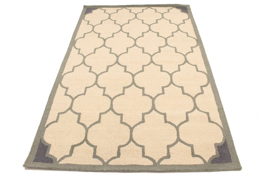 Cream & Gray Trellis 5X8 Hand-Tufted Modern Rug