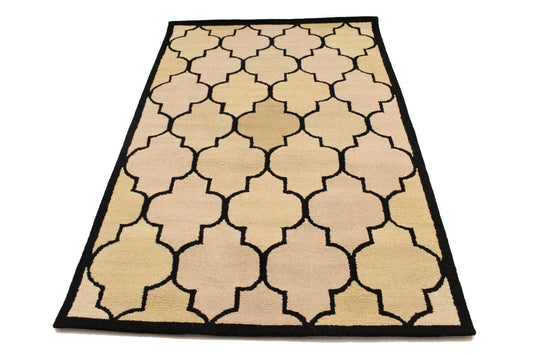 Cream & Black Trellis 5X8 Hand-Tufted Modern Rug