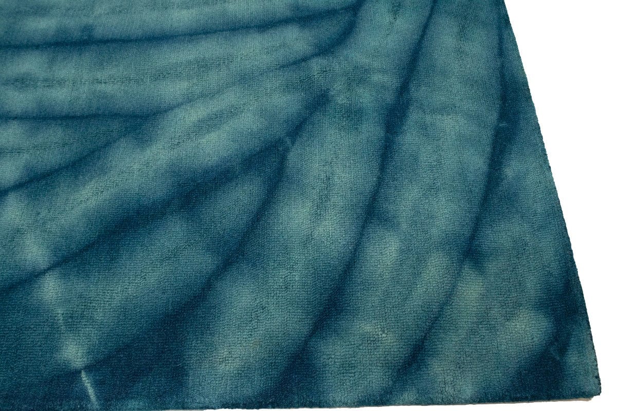 Ocean Blue Tie-Dye 5X8 Hand-Tufted Modern Rug