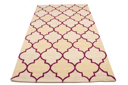 Cream & Fuchsia Trellis 5X8 Hand-Tufted Modern Rug