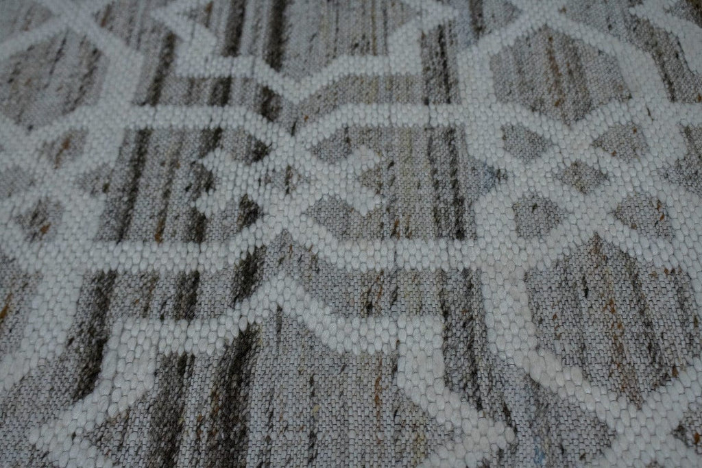 Cream & Tan Trellis 2X3 Modern Oriental Rug