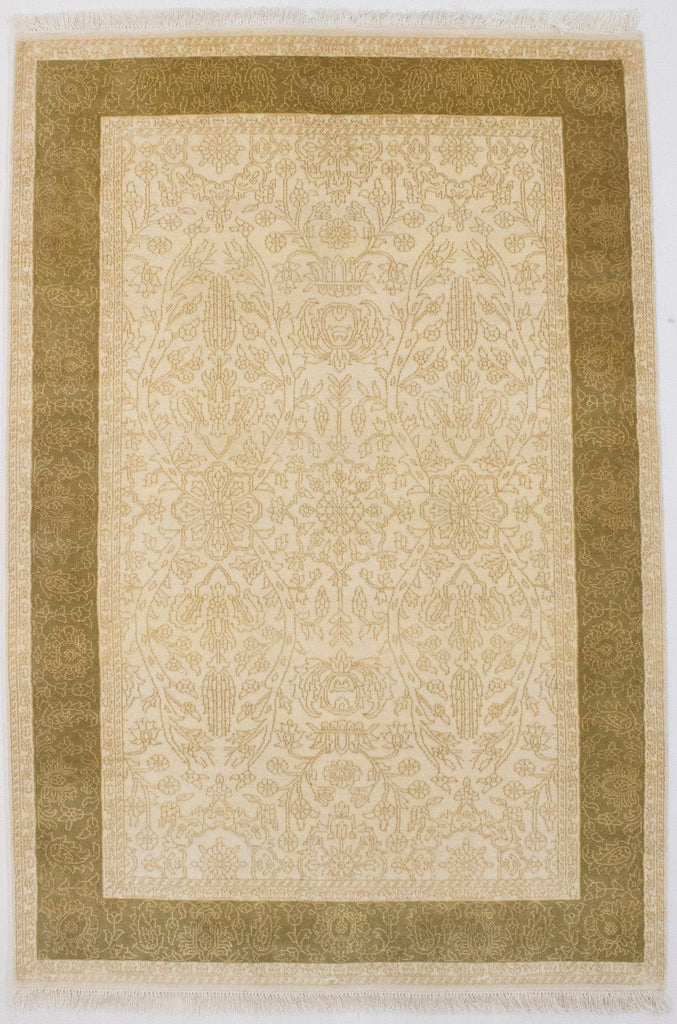 Classic Floral 4X6 Modern Oriental Rug