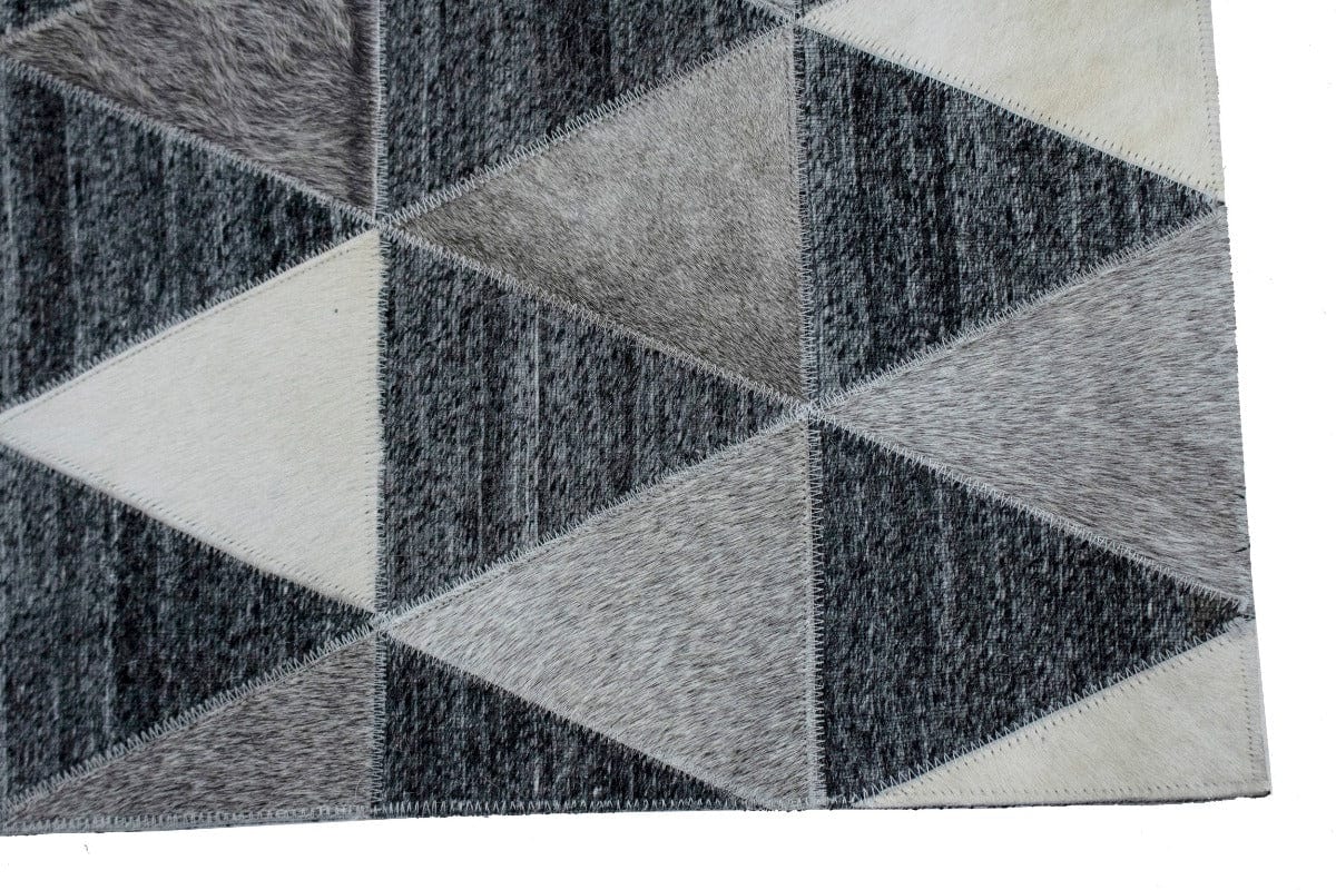 Charcoal Gray 2X3 Modern Leather Rug
