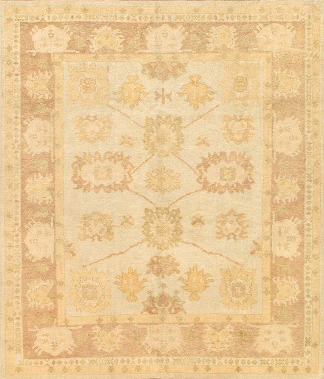 Oushak Collection Hand-Knotted Lamb's Wool Area Rug- 8' 8" X 9'11"