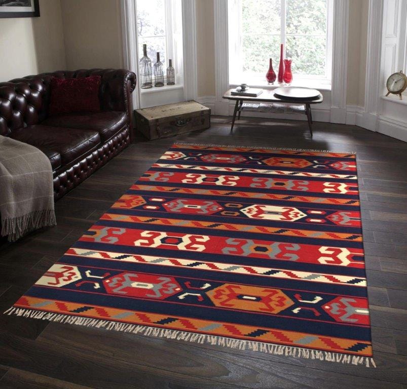 Anatolian Collection Hand-Woven Cotton Area Rug- 4' 0" X 6' 0"