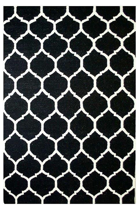 Kilim Collection Hand-Woven Lamb's Wool Black Area Rug- 5' 0" X 8' 0"