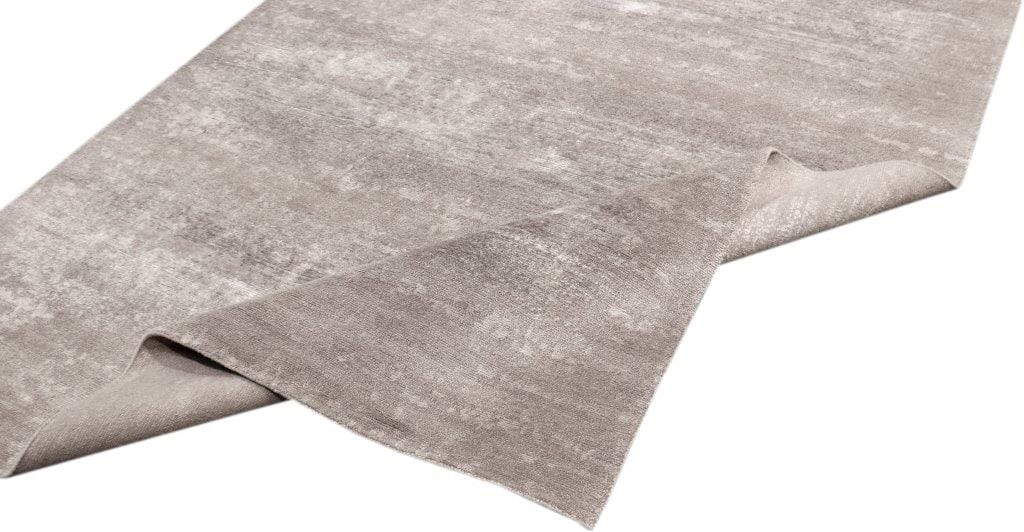 Modern Collection Hand-Knotted Silk & Wool Area Rug- 5' 1" X 8' 0"