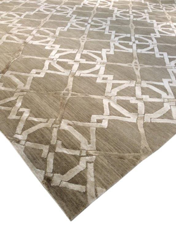 Modern Collection Hand-Knotted Silk & Wool Area Rug- 8' 1" X 10' 1"