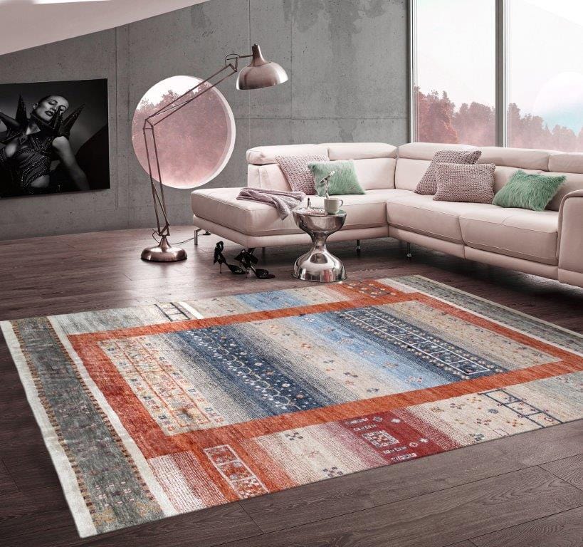 Gabbeh Collection Hand-Knotted Silk Area Rug- 4' 0" X 6' 0"