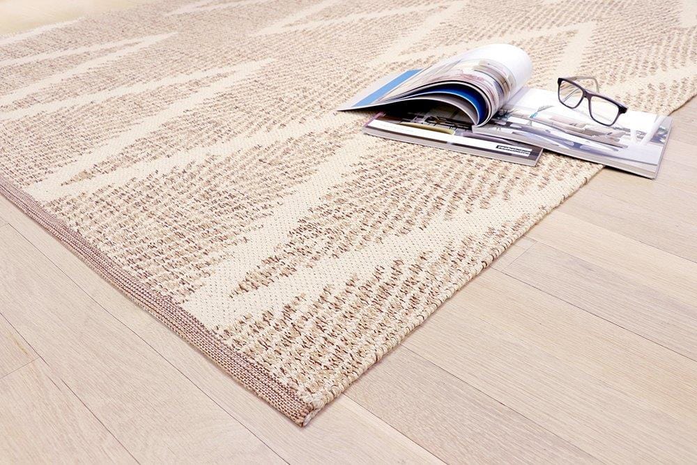 Simplicity Collection Hand-Woven Cotton Area Rug- 4' 0" X 6' 0"