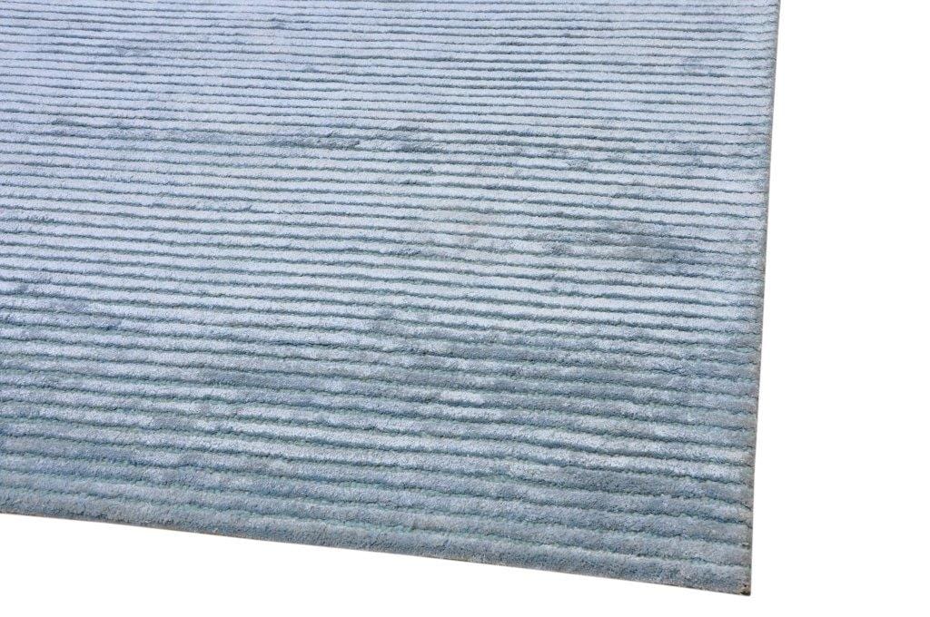 Edgy Collection Hand-Tufted Silk & Wool Area Rug (9' x 12', Blue)