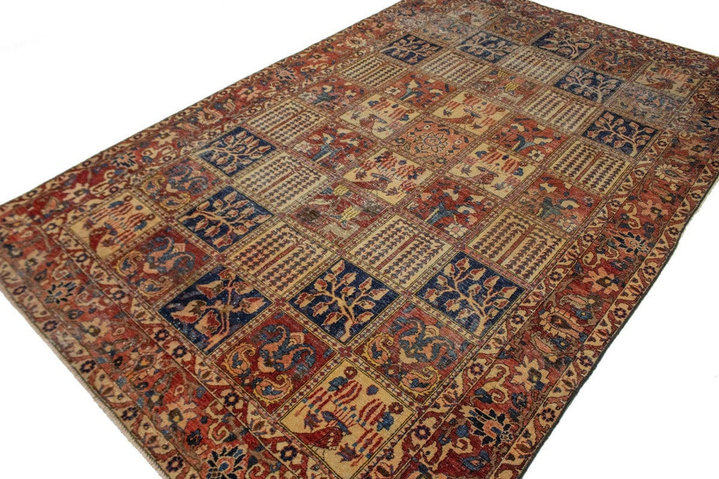 Antique Distressed Muted Tribal 7X11 Bakhtiari Persian Rug