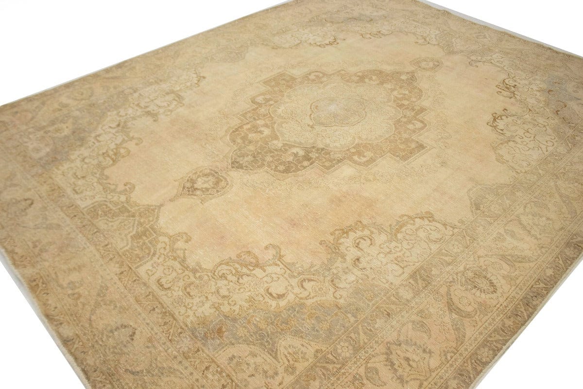 Distressed Floral Traditional 9X12'5 Muted Tabriz Persian Rug